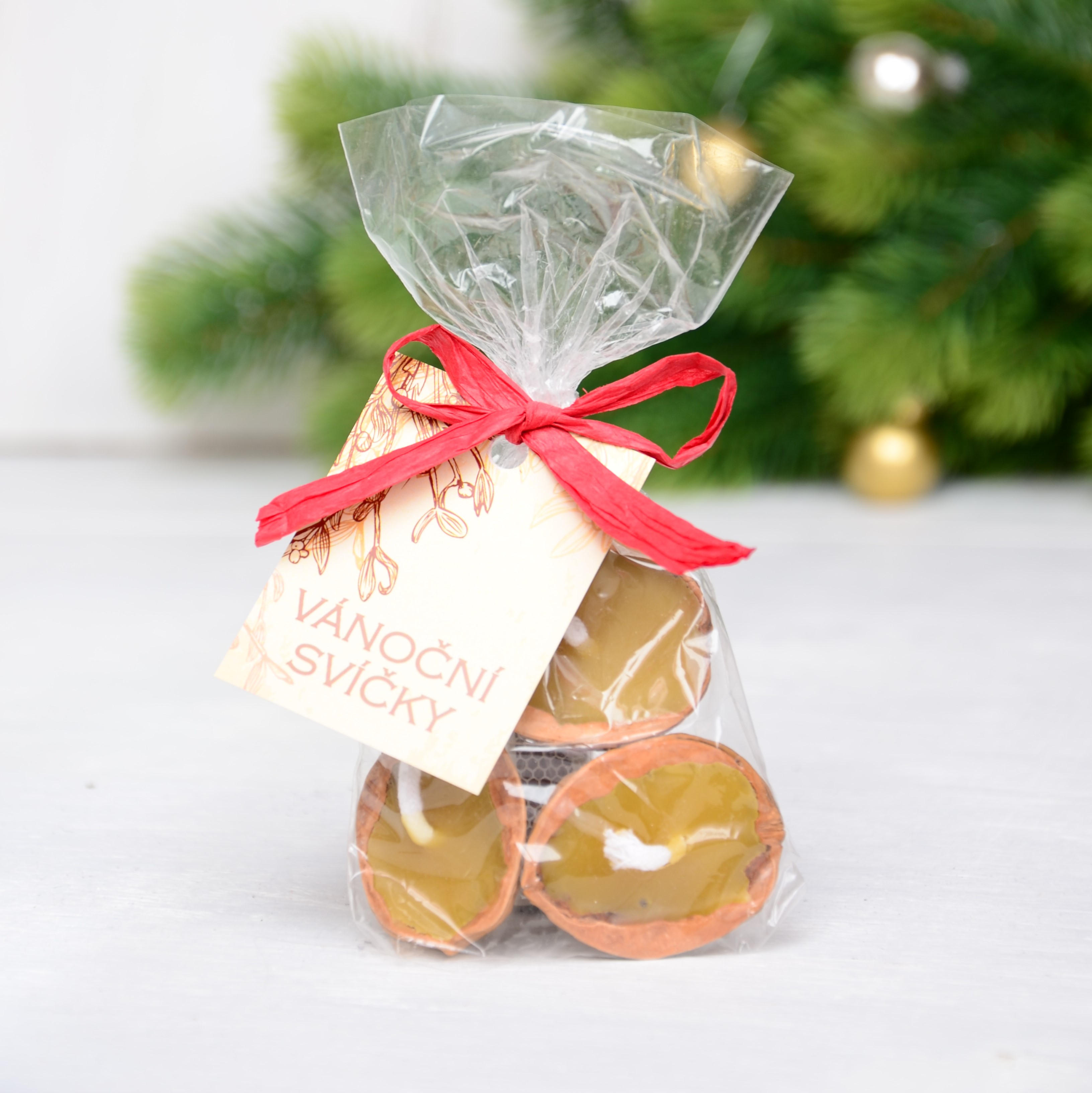 Plovoucí vánoční svíčky ze skořápek ořechů (3ks v dárkovém balení)